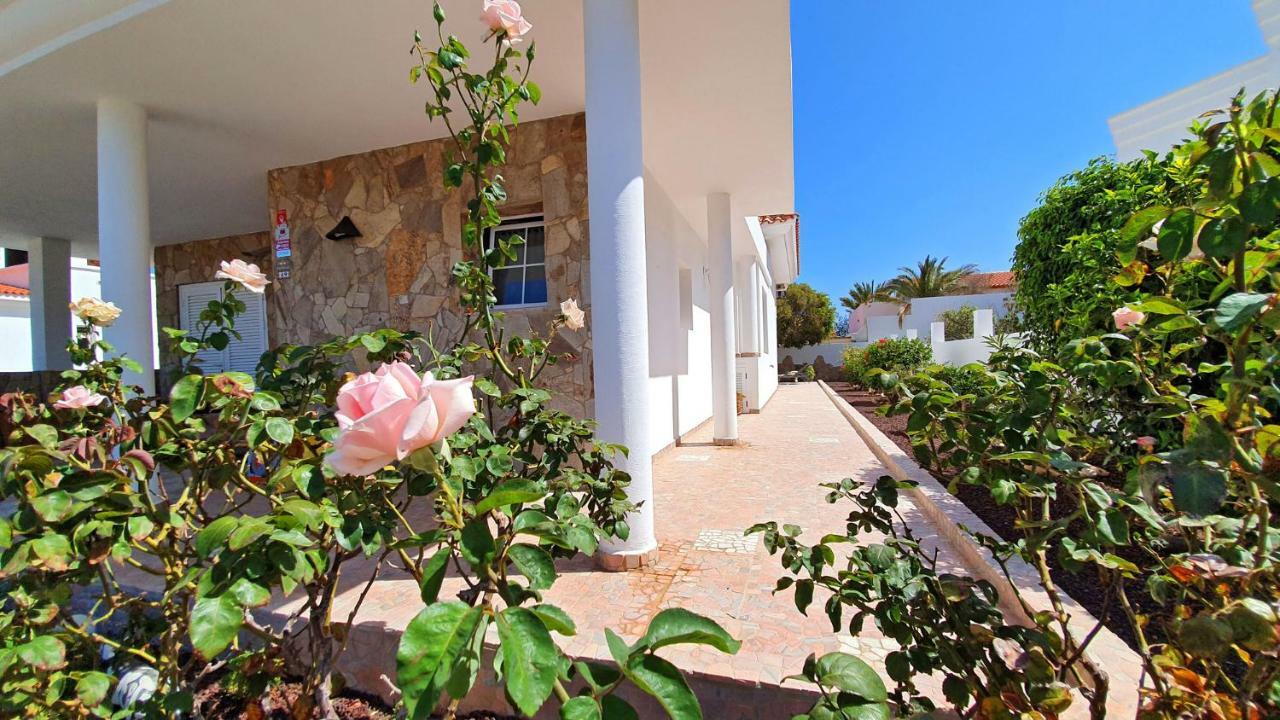 Ferienhaus Casa Blanca - Tarajalejo - Glasfaserinternet - Meerblick Экстерьер фото