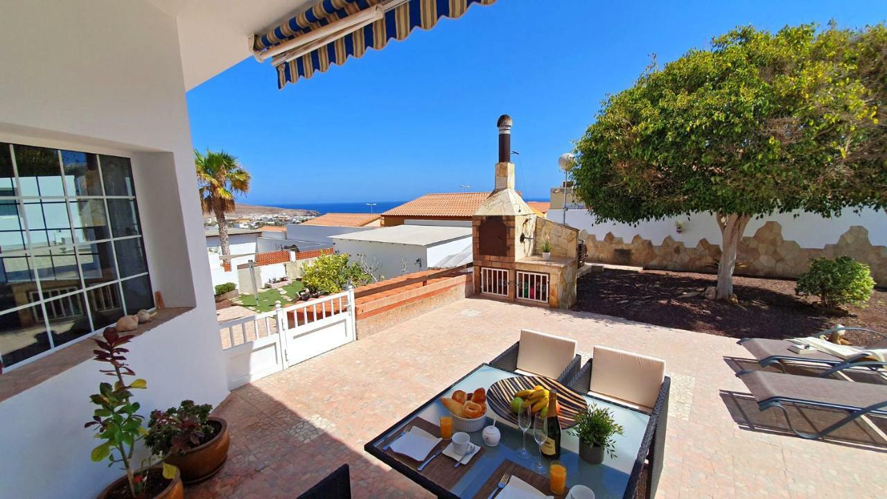 Ferienhaus Casa Blanca - Tarajalejo - Glasfaserinternet - Meerblick Экстерьер фото